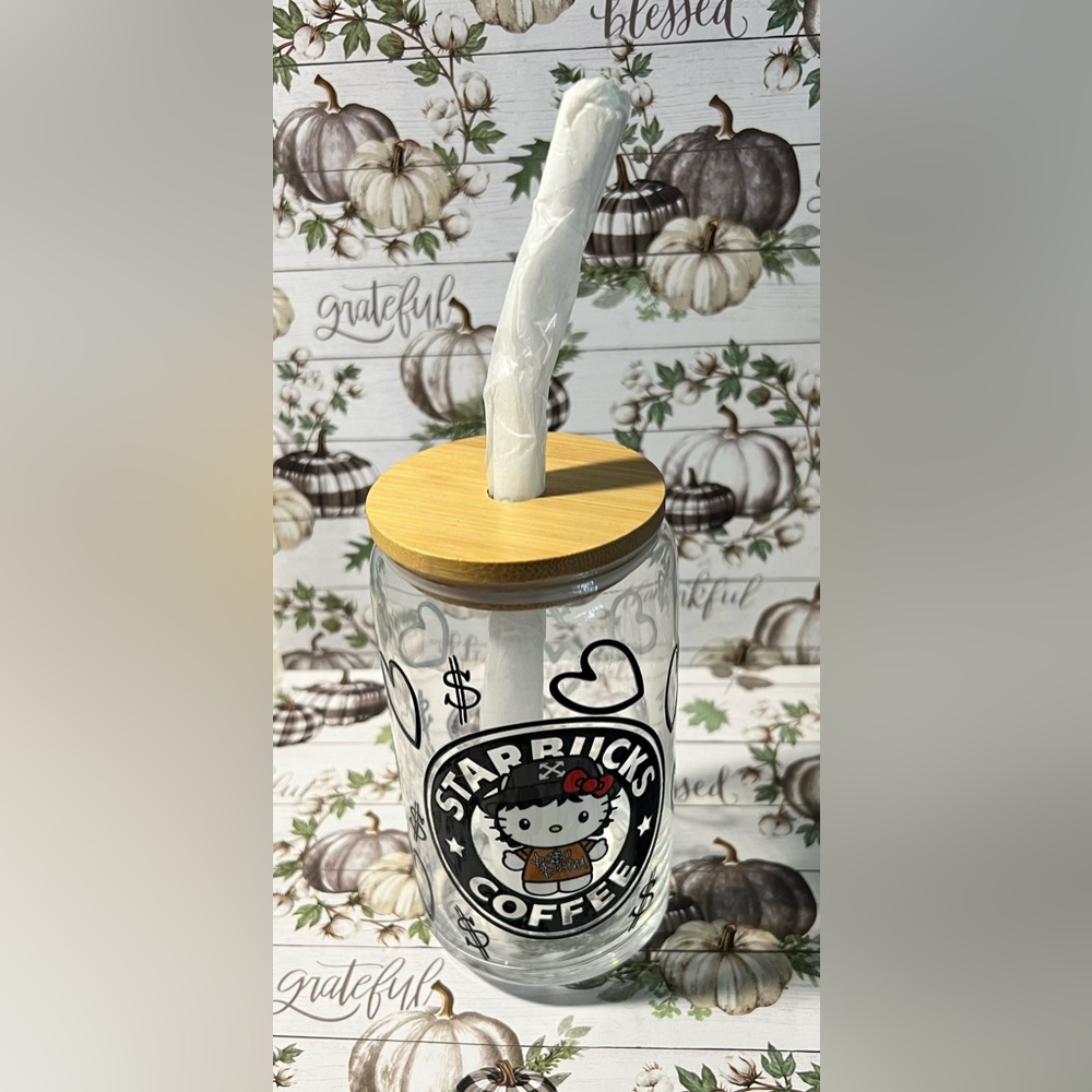 Customized Glass Cups with bamboo lid and glass straw